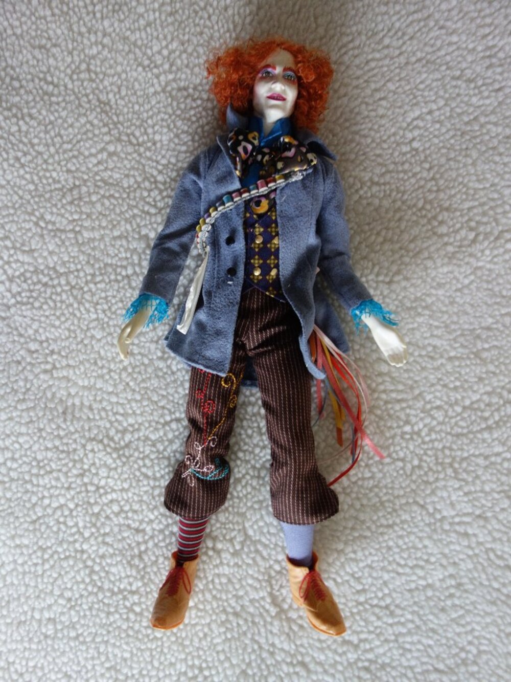 BARBIE COLLECTOR Alice in Wonderland Mad Hatter Johnny Depp Doll – no hat
